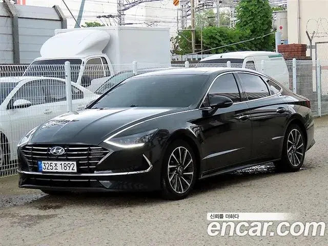 Hyundai Sonata 2019 — Фото 2/20