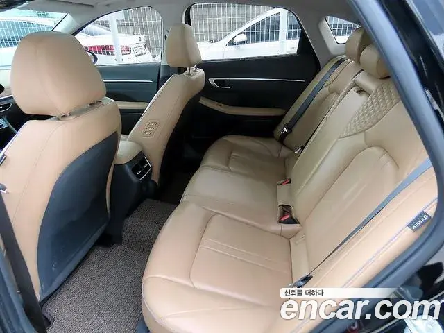 Hyundai Sonata 2019 — Фото 6/20