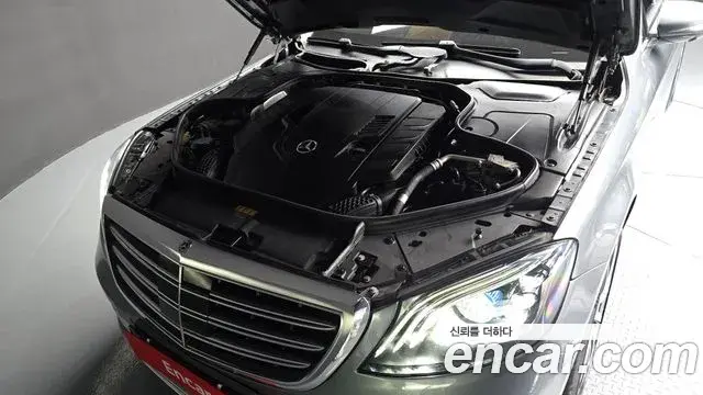 Mercedes-Benz S-Class 2018 — Фото 6/20