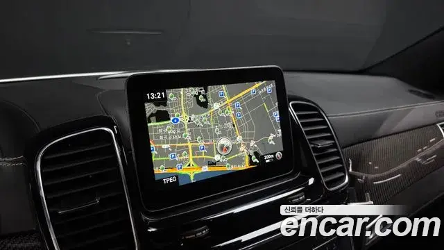 Mercedes-Benz GLE-Class 2019 — Фото 14/20