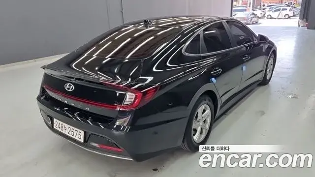 Hyundai Sonata 2021 — Фото 2/18