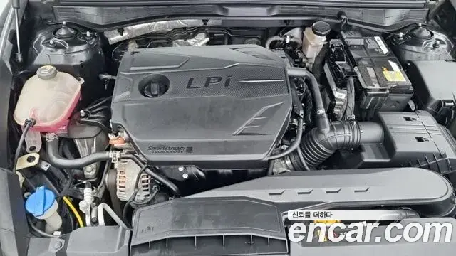 Hyundai Sonata 2021 — Фото 6/18