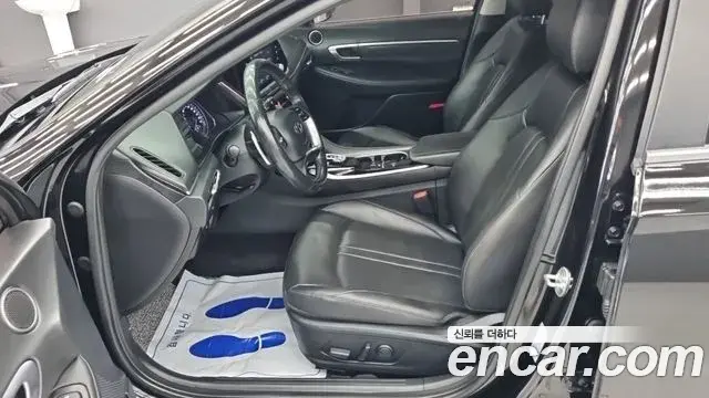 Hyundai Sonata 2021 — Фото 11/18