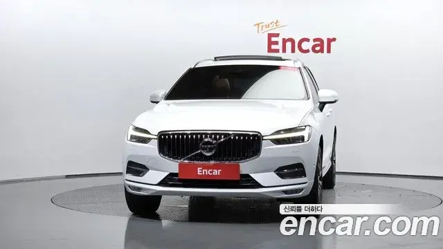 Volvo XC60 2021 — Фото 3/20
