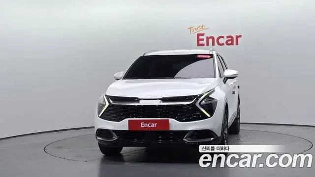 Kia Sportage 2021 — Фото 3/20