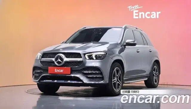 Mercedes-Benz GLE-Class 2019 — Фото 1/20