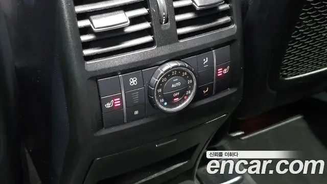 Mercedes-Benz GLE-Class 2018 — Photo 7/36