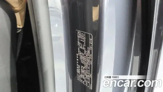 Hyundai Staria 2024 — Фото 19/20