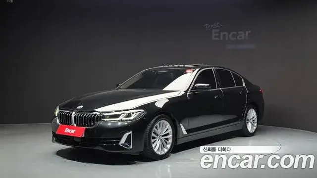 BMW 5 Series 2022 — Фото 1/20