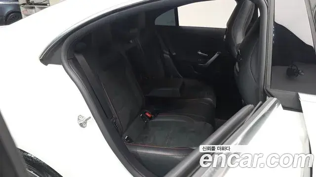 Mercedes-Benz CLA-Class 2022 — Фото 11/20