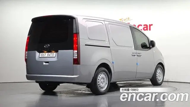 Hyundai Staria 2021 — Şəkil 3/30