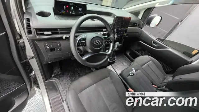 Hyundai Staria 2021 — Şəkil 30/30
