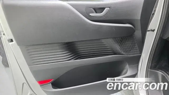 Hyundai Staria 2021 — Şəkil 20/30