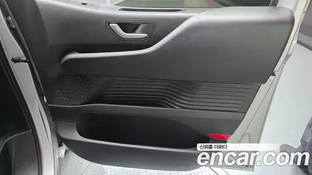 Hyundai Staria 2021 — Şəkil 11/30