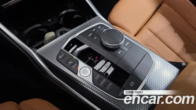 BMW 3 Series 2023 — Фото 9/20