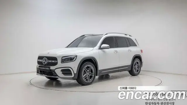Mercedes-Benz GLB-Class 2025 — Фото 9/20