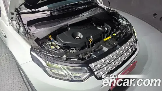 Land Rover Discovery Sport 2020 — Фото 6/20