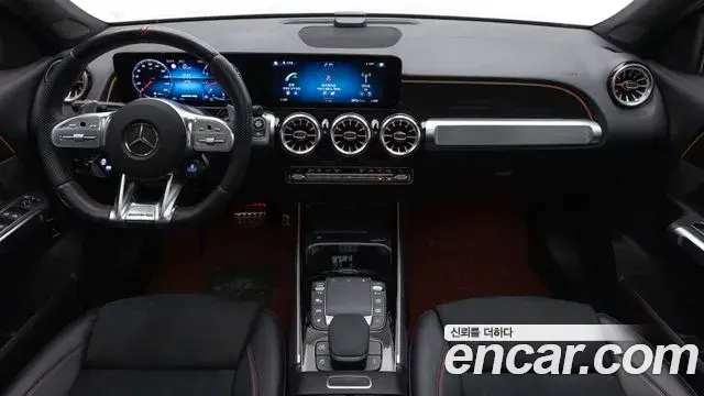 Mercedes-Benz GLB-Class 2022 — Фото 10/20
