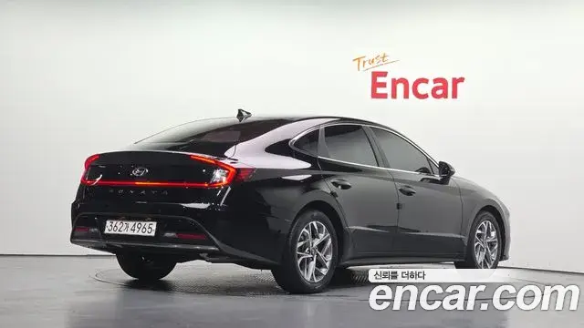 Hyundai Sonata 2019 — Фото 2/20