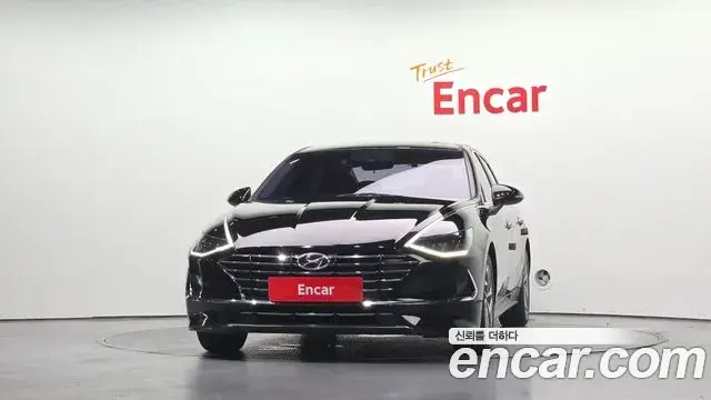 Hyundai Sonata 2019 — Фото 3/20
