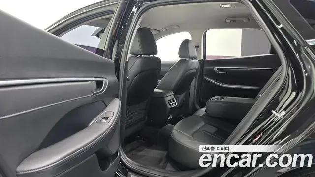 Hyundai Sonata 2019 — Фото 18/20