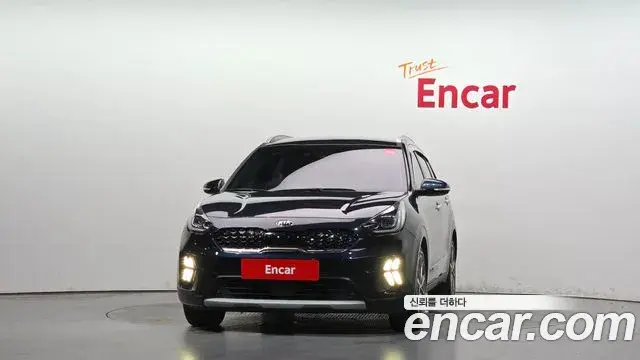 Kia Niro 2019 — Photo 13/34