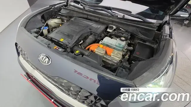 Kia Niro 2019 — Photo 19/34