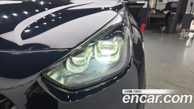 Kia Niro 2019 — Photo 24/34