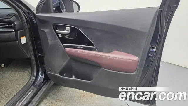 Kia Niro 2019 — Photo 3/34