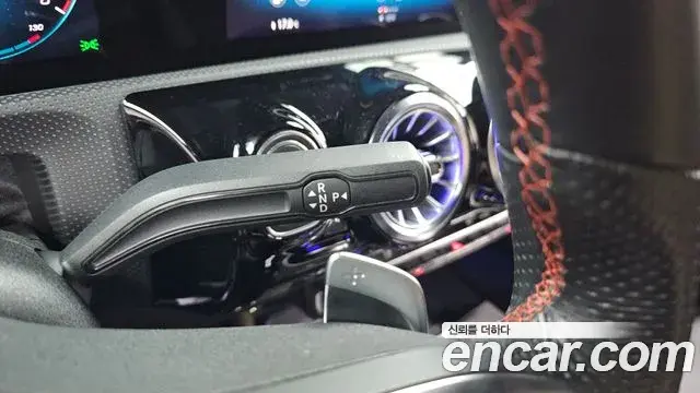 Mercedes-Benz CLA-Class 2021 — Фото 18/20