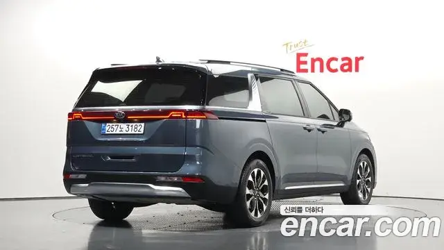 Kia Carnival 2021 — Şəkil 2/20