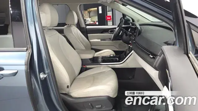 Kia Carnival 2021 — Şəkil 11/20