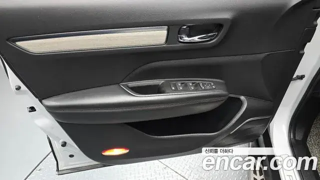 Renault Samsung QM6 2021 — ფოტო 33/33