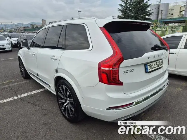 Volvo XC90 2021 — Фото 4/20