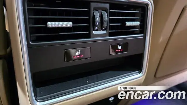 Porsche Cayenne 2020 — Фото 17/20
