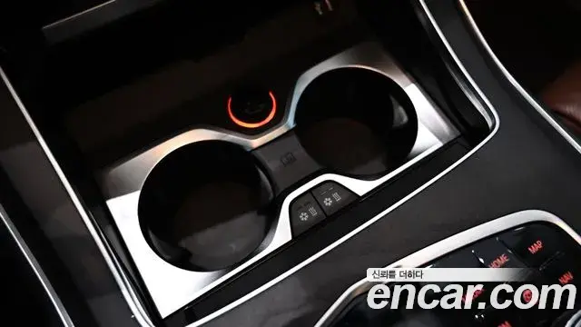 BMW X7 2021 — Фото 15/20