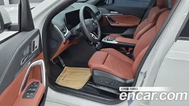 BMW X1 2025 — Фото 10/18