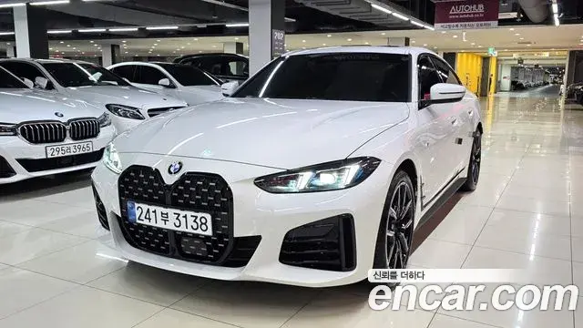 BMW 4 Series 2025 — Фото 1/20