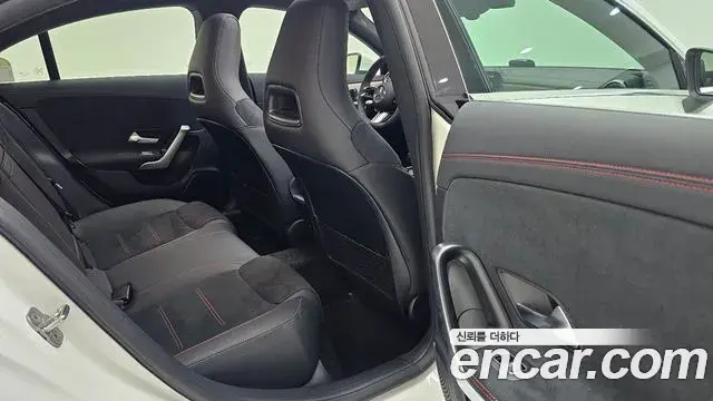 Mercedes-Benz CLA-Class 2025 — Фото 9/18