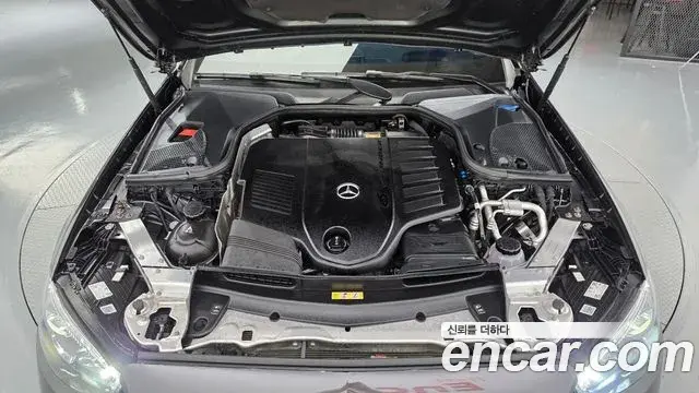 Mercedes-Benz E-Class 2021 — Фото 6/20