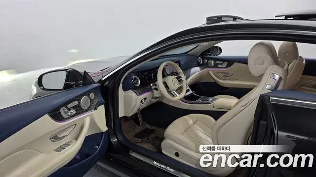 Mercedes-Benz E-Class 2021 — Фото 10/20