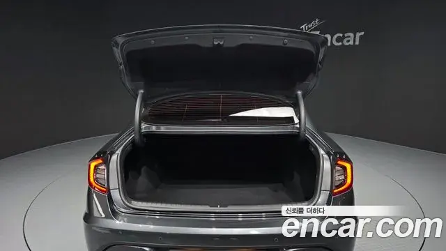Hyundai Sonata 2019 — Фото 20/20