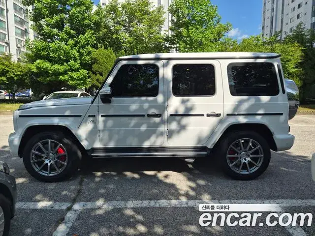 Mercedes-Benz G-Class 2021 — Фото 1/12