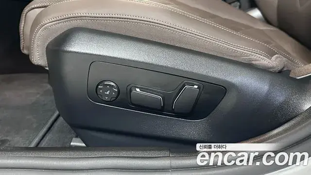 BMW 5 Series 2024 — Фото 15/20