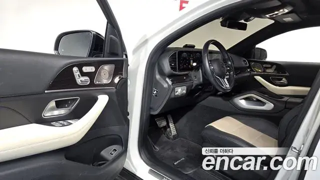 Mercedes-Benz GLE-Class 2022 — Фото 10/20