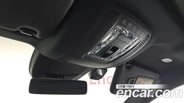 Mercedes-Benz GLE-Class 2022 — Фото 19/20
