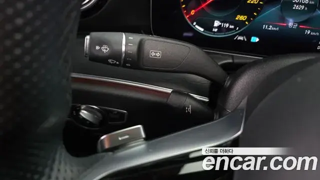 Mercedes-Benz E-Class 2021 — Фото 18/20