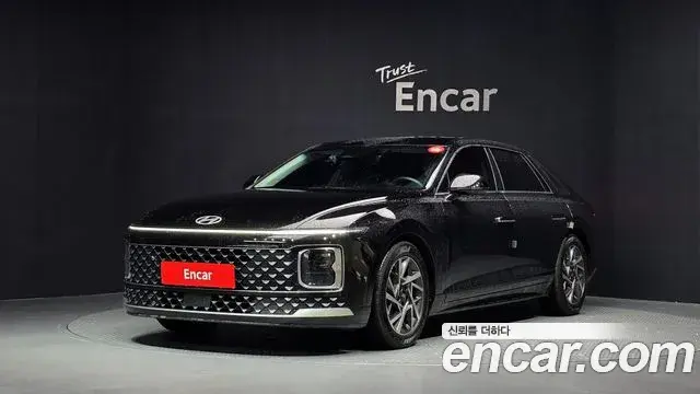 Hyundai Grandeur 2023 — Фото 1/20