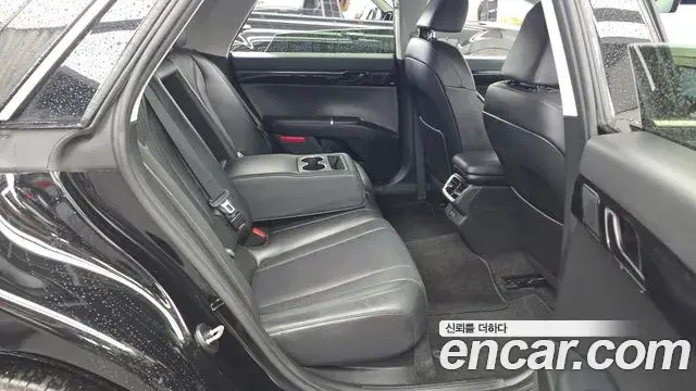 Hyundai Grandeur 2023 — Фото 12/20