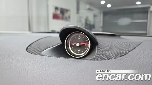 Mercedes-Benz SLC-Class 2018 — Фото 19/20